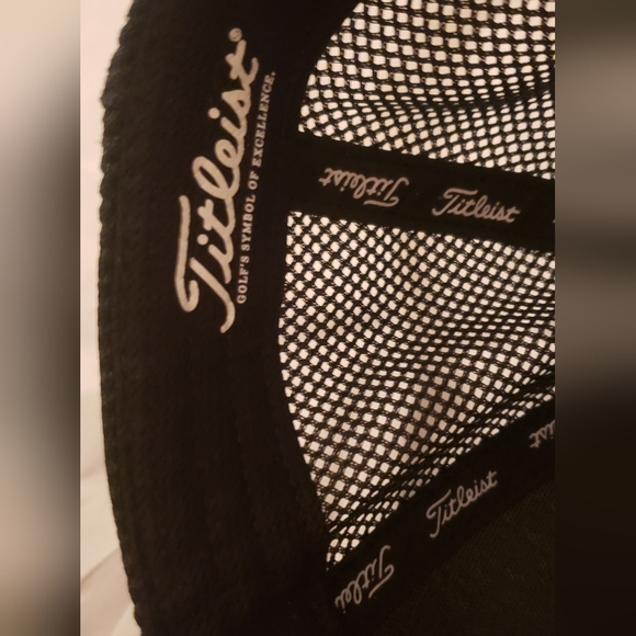 Titleist Black Mesh Cap - Picture 7 of 7
